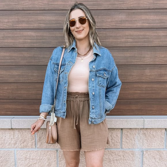 PinkBlush flowy tan linen shorts, size M - Picture 2 of 3